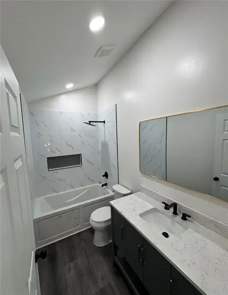 Furnished interior view inside a new home in , Conyers (Image 3).