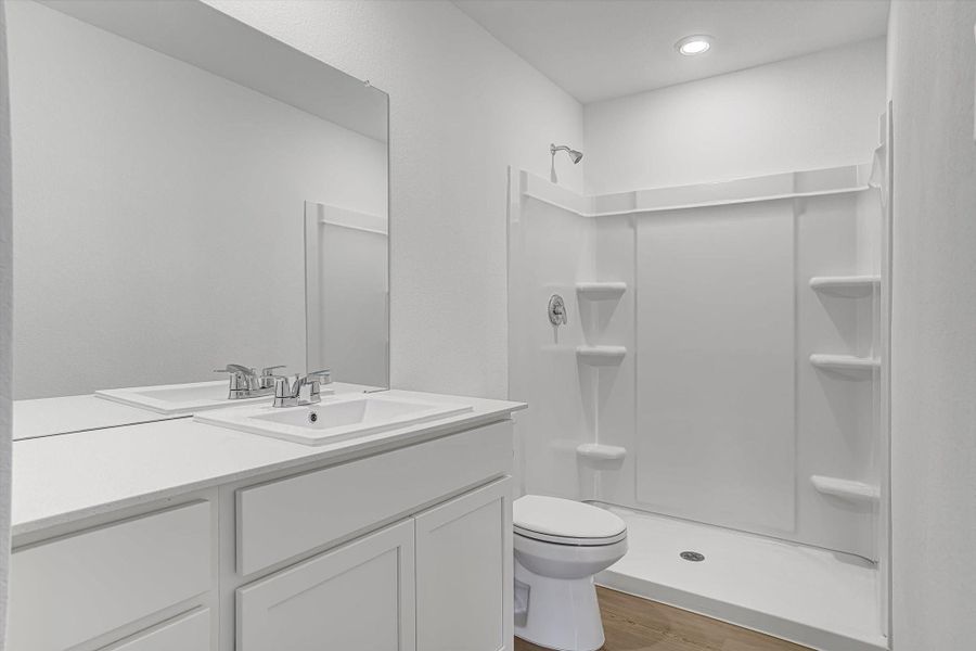 Furnished interior view inside a new home in Santa Fe Village, Cleveland (Image 10).
