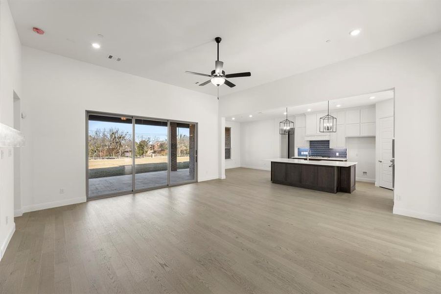 09. 473 Flor - Family