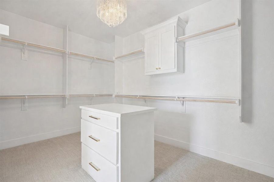 Spacious, unfurnished interior of a new home in , Weatherford (Image 20).