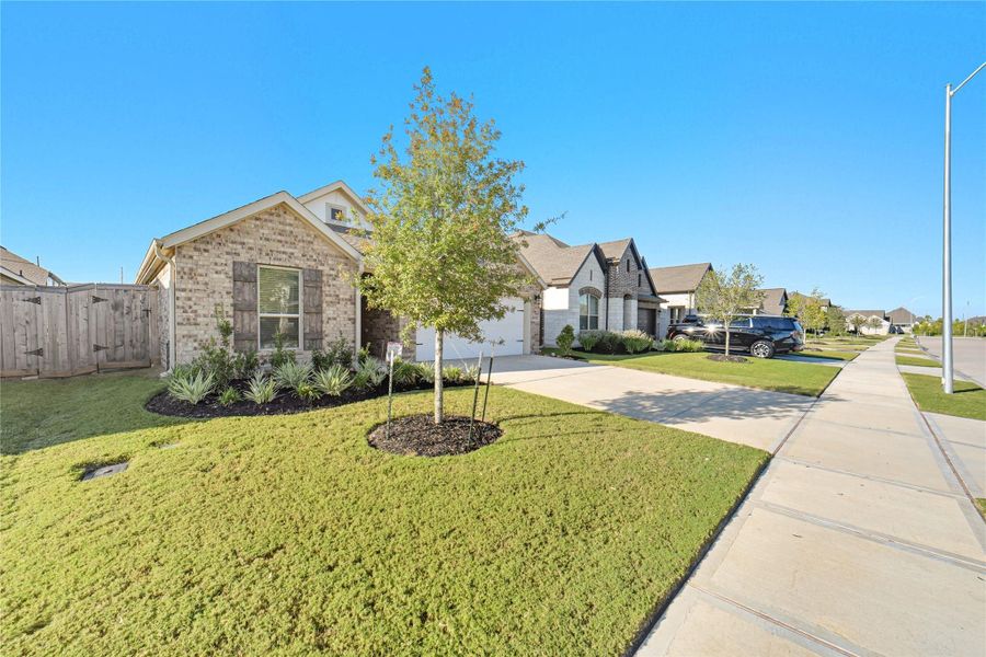 This lovely single-story brick home with a nicely landscaped front yard is situated in a quiet suburban neighborhood. This lovely single-story brick home with a nicely landscaped front yard is situated in a quiet suburban neighborhood.