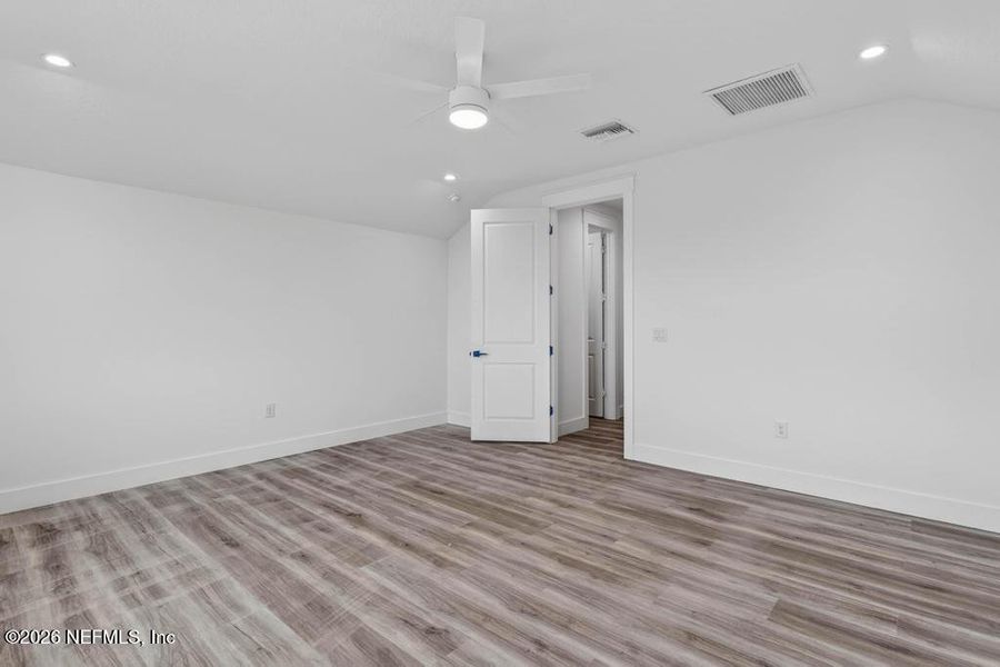 Spacious, unfurnished interior of a new home in , St. Johns (Image 70).