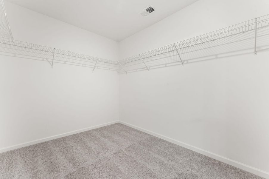 Spacious, unfurnished interior of a new home in , Summerville (Image 21).