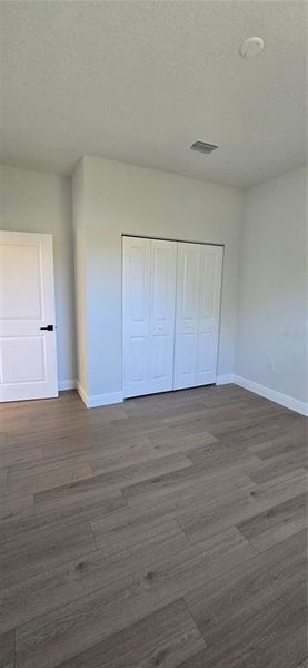 Spacious, unfurnished interior of a new home in , Rotonda West (Image 8).