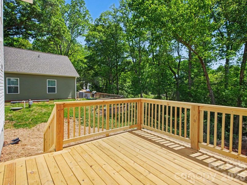 Exterior details and patio area of a home in , Gastonia (Image 3).