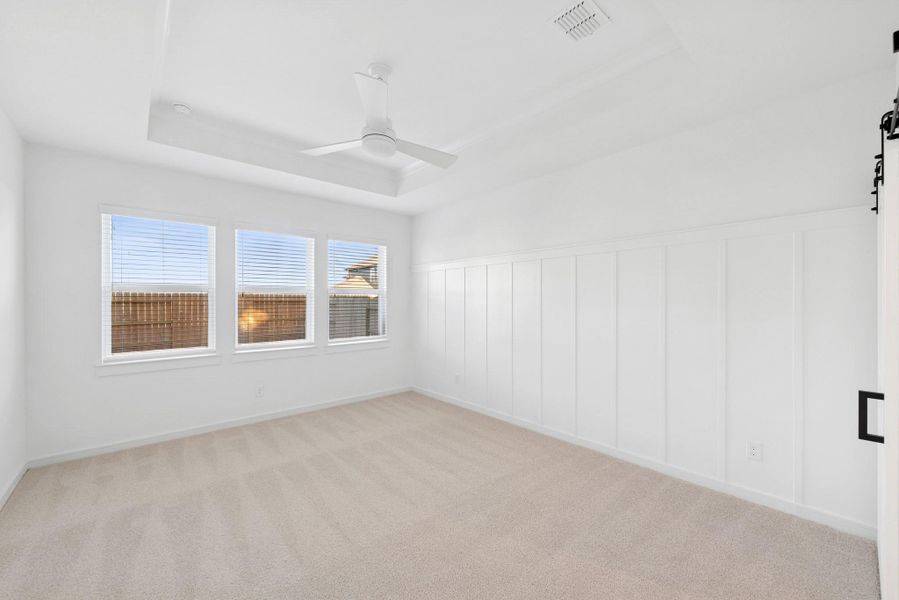 Spacious primary suite