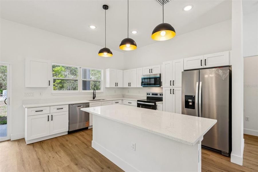 Furnished interior view inside a new home in , Ocklawaha (Image 8).
