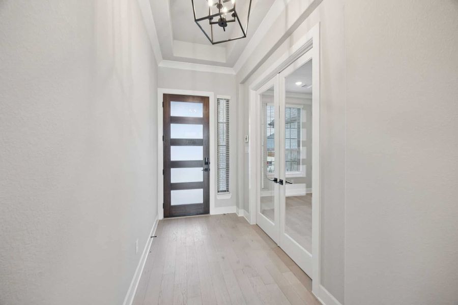 Spacious, unfurnished interior of a new home in Lakeview Heights, Azle (Image 15).