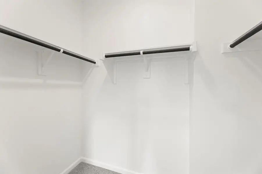 25. 4324 Valley Brook - Closet