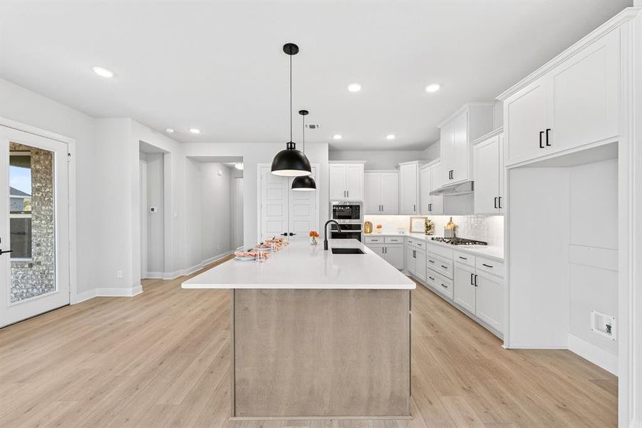 Furnished interior view inside a new home in Elements at Viridian - Signature Series, Arlington (Image 26).