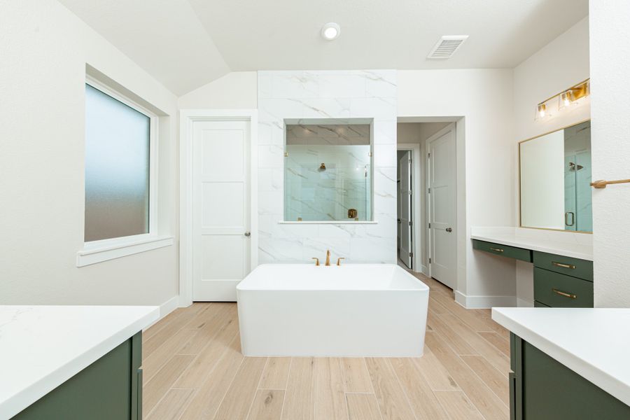 Furnished interior view inside a new home in COLTON, Montgomery (Image 11). Furnished interior view inside a new home in COLTON, Montgomery (Image 11).