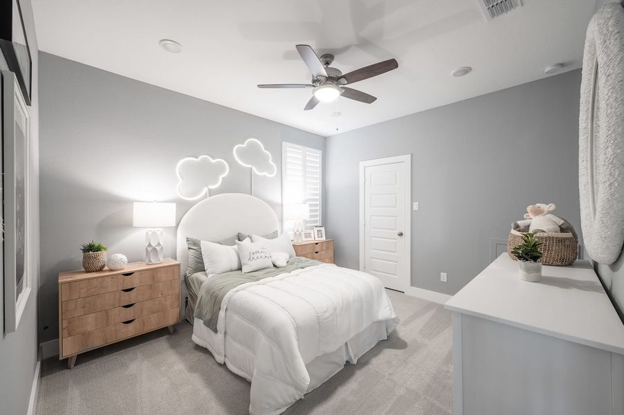 Representative furnished interior of a home built from the Verdin by Tri Pointe Homes in Pecan Ridge, Fulshear (Image 12).