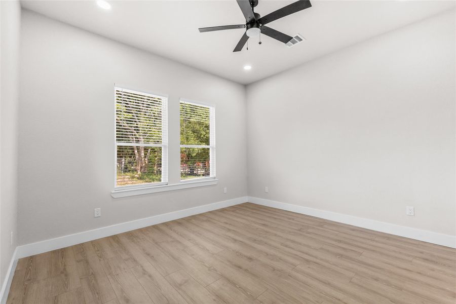 Spacious, unfurnished interior of a new home in , Brenham (Image 22). Spacious, unfurnished interior of a new home in , Brenham (Image 22).