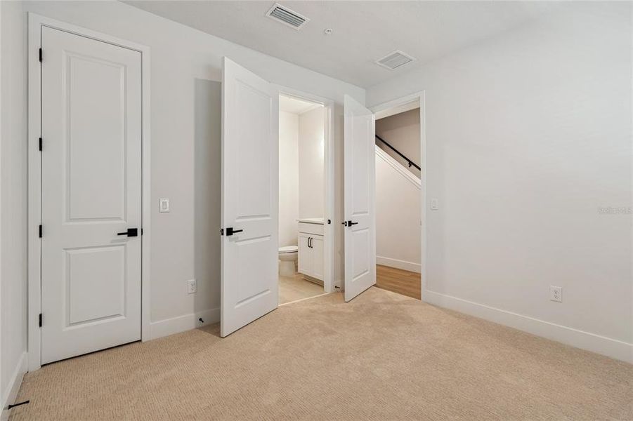 Spacious, unfurnished interior of a new home in Apex at Seminole Heights, Tampa (Image 31). Spacious, unfurnished interior of a new home in Apex at Seminole Heights, Tampa (Image 31).