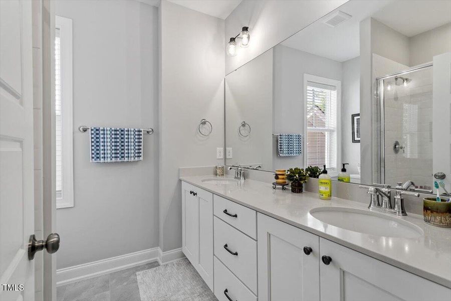 43-1017 Whitehall Cir [2489656]_43