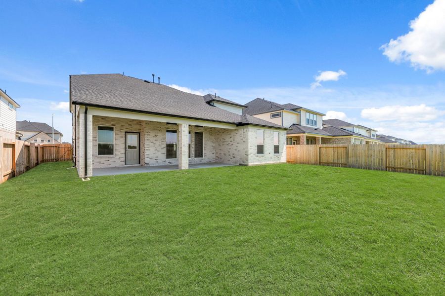 Front exterior of a new home in Briarwood Crossing, Rosenberg, TX, highlighting curb appeal (Image 22).