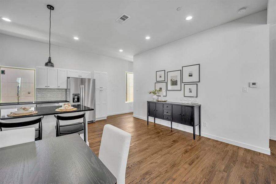 Furnished interior view inside a new home in , Dallas (Image 11). Furnished interior view inside a new home in , Dallas (Image 11).