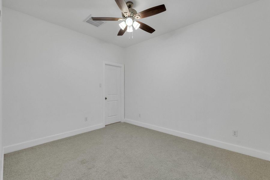 Image 30 of a home in .