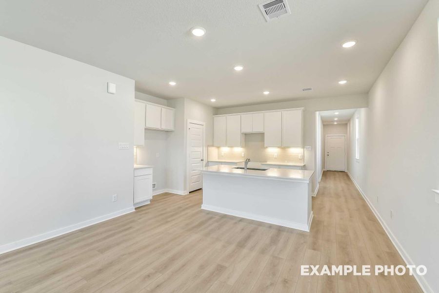 Spacious, unfurnished interior of a new home in Caney Creek Place, Conroe (Image 25). Spacious, unfurnished interior of a new home in Caney Creek Place, Conroe (Image 25).