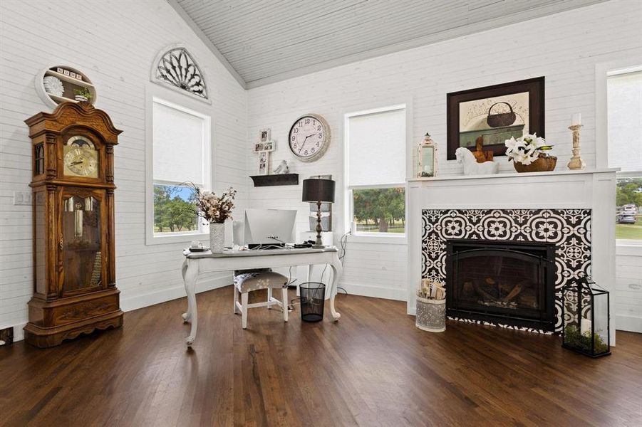 Furnished interior view inside a new home in , Collinsville (Image 30). Furnished interior view inside a new home in , Collinsville (Image 30).