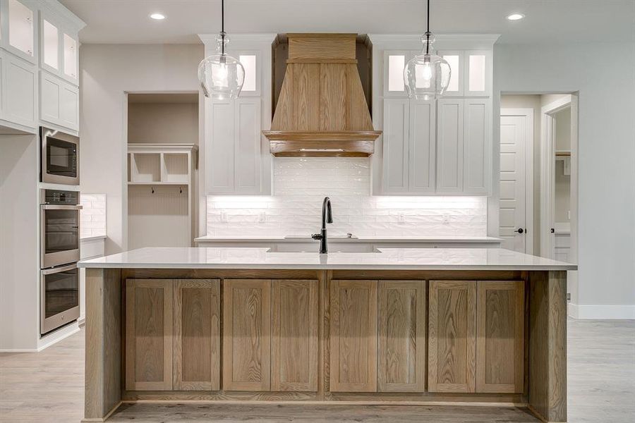 Furnished interior view inside a new home in Escondido Ranches, Poolville (Image 11). Furnished interior view inside a new home in Escondido Ranches, Poolville (Image 11).