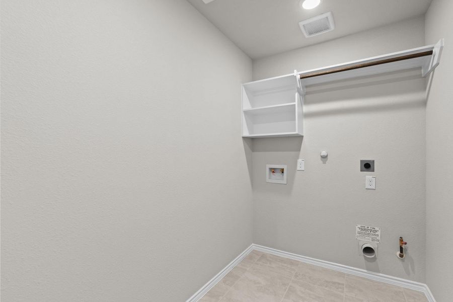 Spacious, unfurnished interior of a new home in , Spring (Image 26). Spacious, unfurnished interior of a new home in , Spring (Image 26).