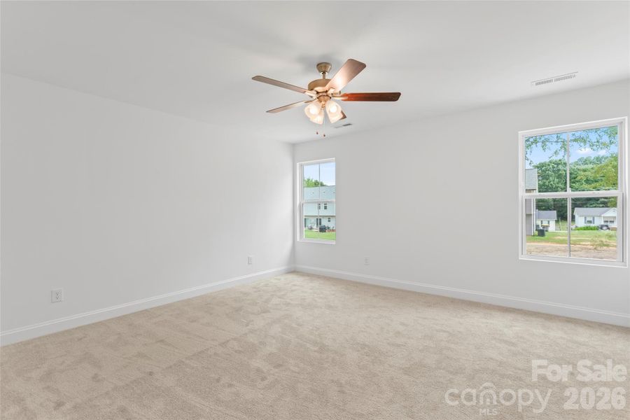 Spacious, unfurnished interior of a new home in , Kannapolis (Image 11).