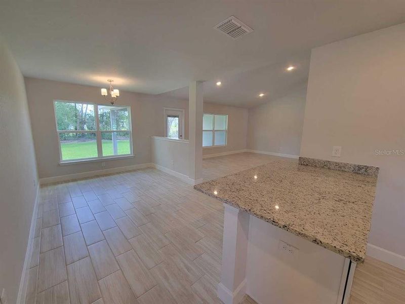 Spacious, unfurnished interior of a new home in , Ocala (Image 23).