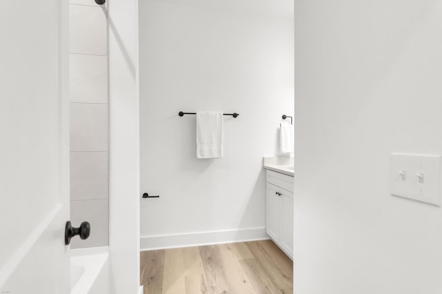 Spacious, unfurnished interior of a new home in , Charleston (Image 20). Spacious, unfurnished interior of a new home in , Charleston (Image 20).