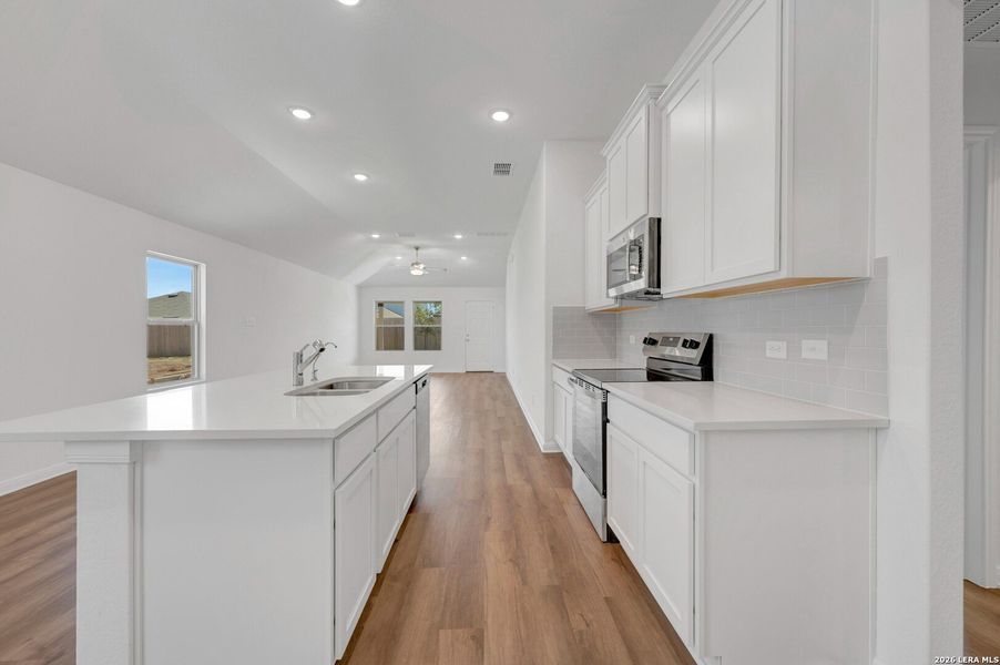 Furnished interior view inside a new home in Park Place, New Braunfels (Image 7).