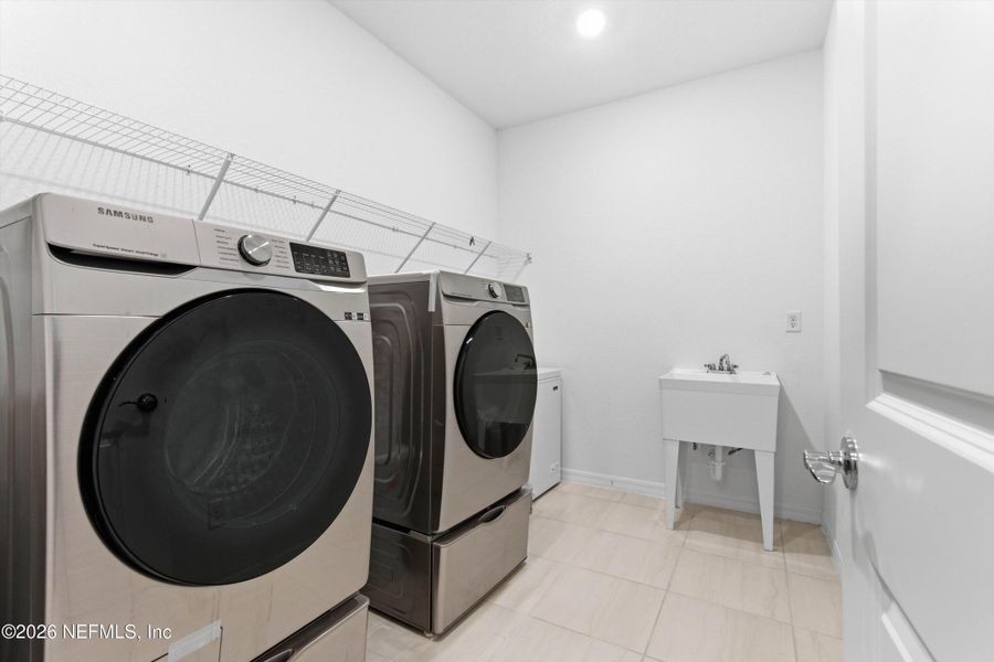 Close-up of interior finishes inside a home in , Middleburg (Image 21). Close-up of interior finishes inside a home in , Middleburg (Image 21).