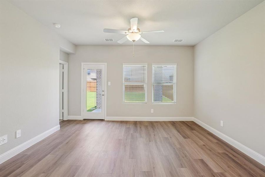 Photo is not of the actual home, but is an inspirational photo of builder’s model home and may depict options, furnishings, and/or decorator features that are not included. Photo is not of the actual home, but is an inspirational photo of builder’s model home and may depict options, furnishings, and/or decorator features that are not included.