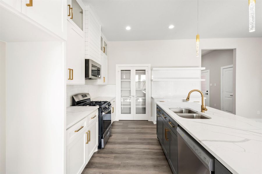 Furnished interior view inside a new home in , Houston (Image 7). Furnished interior view inside a new home in , Houston (Image 7).