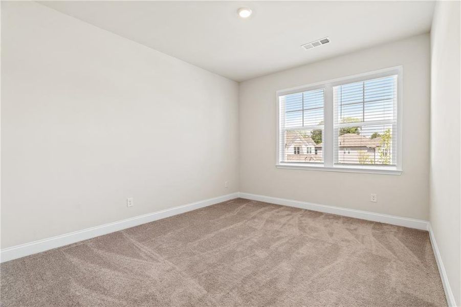 Spacious, unfurnished interior of a new home in , Lawrenceville (Image 46).
