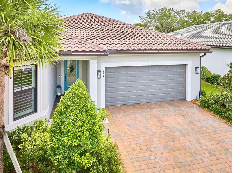 3862 101 Aerial Ext Front 3862 101 Aerial Ext Front