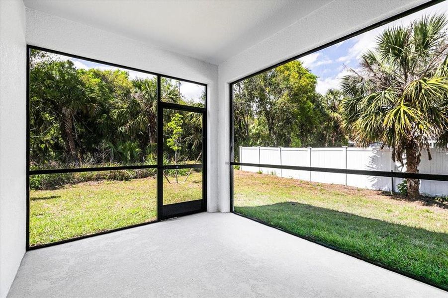 Exterior details and patio area of a home in , North Port (Image 3).