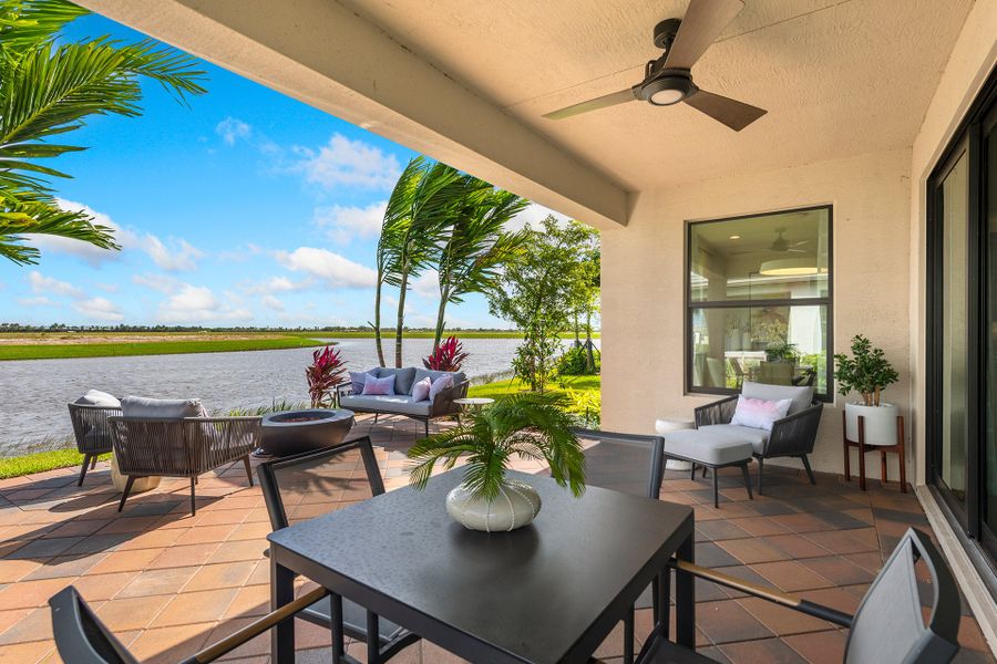 Representative exterior details of a home built from the Sierra by GL Homes in Valencia Parc at Riverland, Port St. Lucie (Image 4).