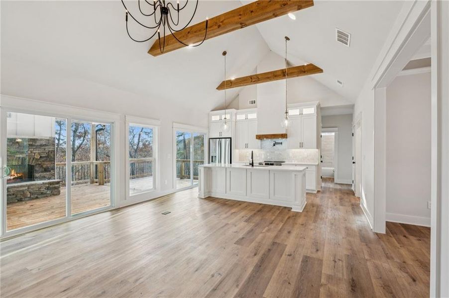 Spacious, unfurnished interior of a new home in , Dahlonega (Image 13).