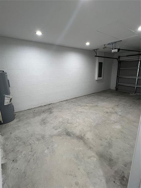 Image 14 of a home in . Image 14 of a home in .