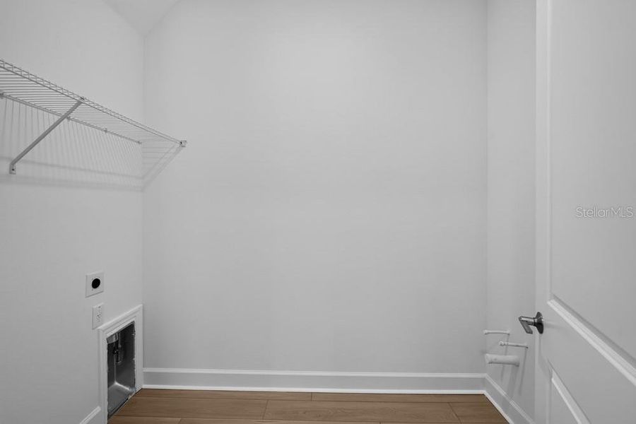 Spacious, unfurnished interior of a new home in Hammock at Two Rivers, Zephyrhills (Image 24).