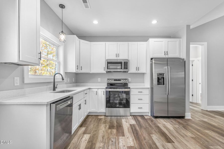 1507 Alta Vista Lane