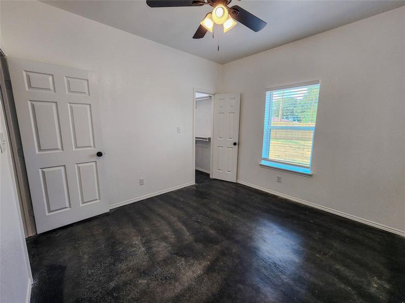 Spacious, unfurnished interior of a new home in , Kennedale (Image 12).