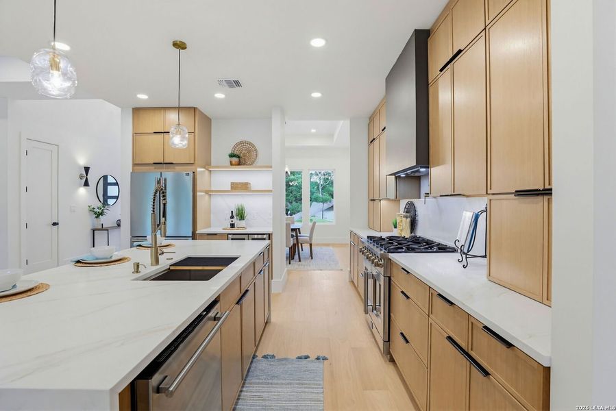 Furnished interior view inside a new home in , Boerne (Image 37).