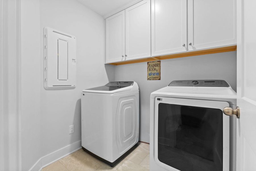 Image 33 of a home in . Image 33 of a home in .