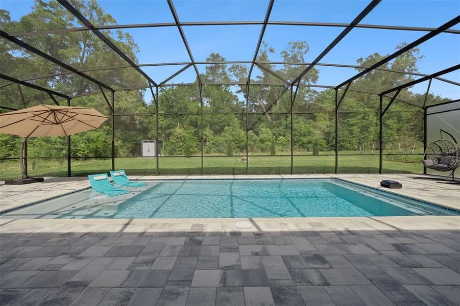 Exterior details and patio area of a home in , Mount Dora (Image 33).