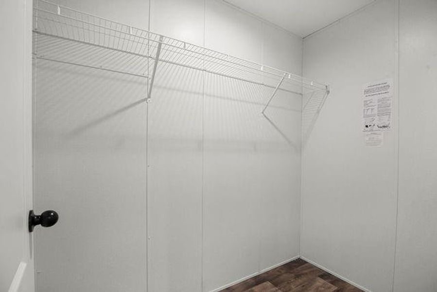 Spacious, unfurnished interior of a new home in , Clarkesville (Image 17).