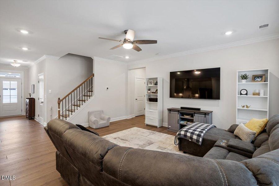 4038 Front Runner Dr. 4038 Front Runner Dr.