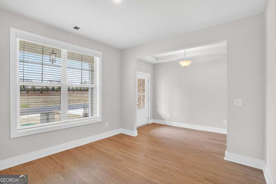 Spacious, unfurnished interior of a new home in The Fairways at Mirror Lake, Villa Rica (Image 24). Spacious, unfurnished interior of a new home in The Fairways at Mirror Lake, Villa Rica (Image 24).