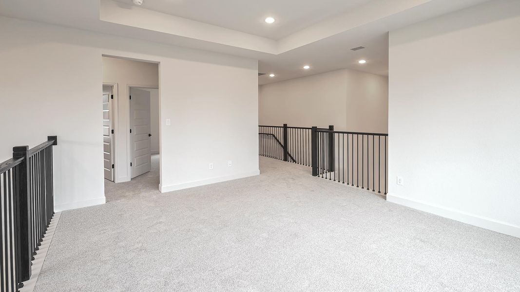 Spacious, unfurnished interior of a new home in 6 Creeks, Kyle (Image 19).