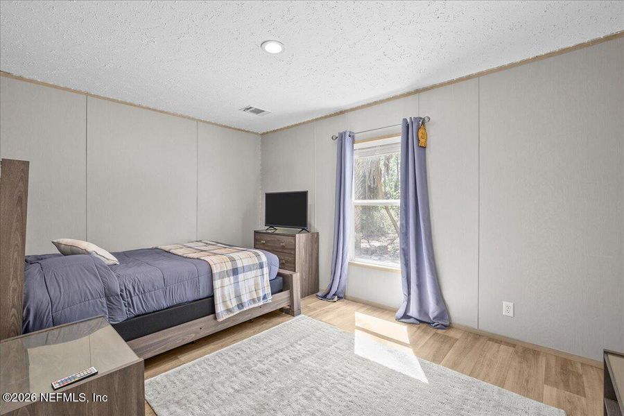 Furnished interior view inside a new home in , Palatka (Image 30).